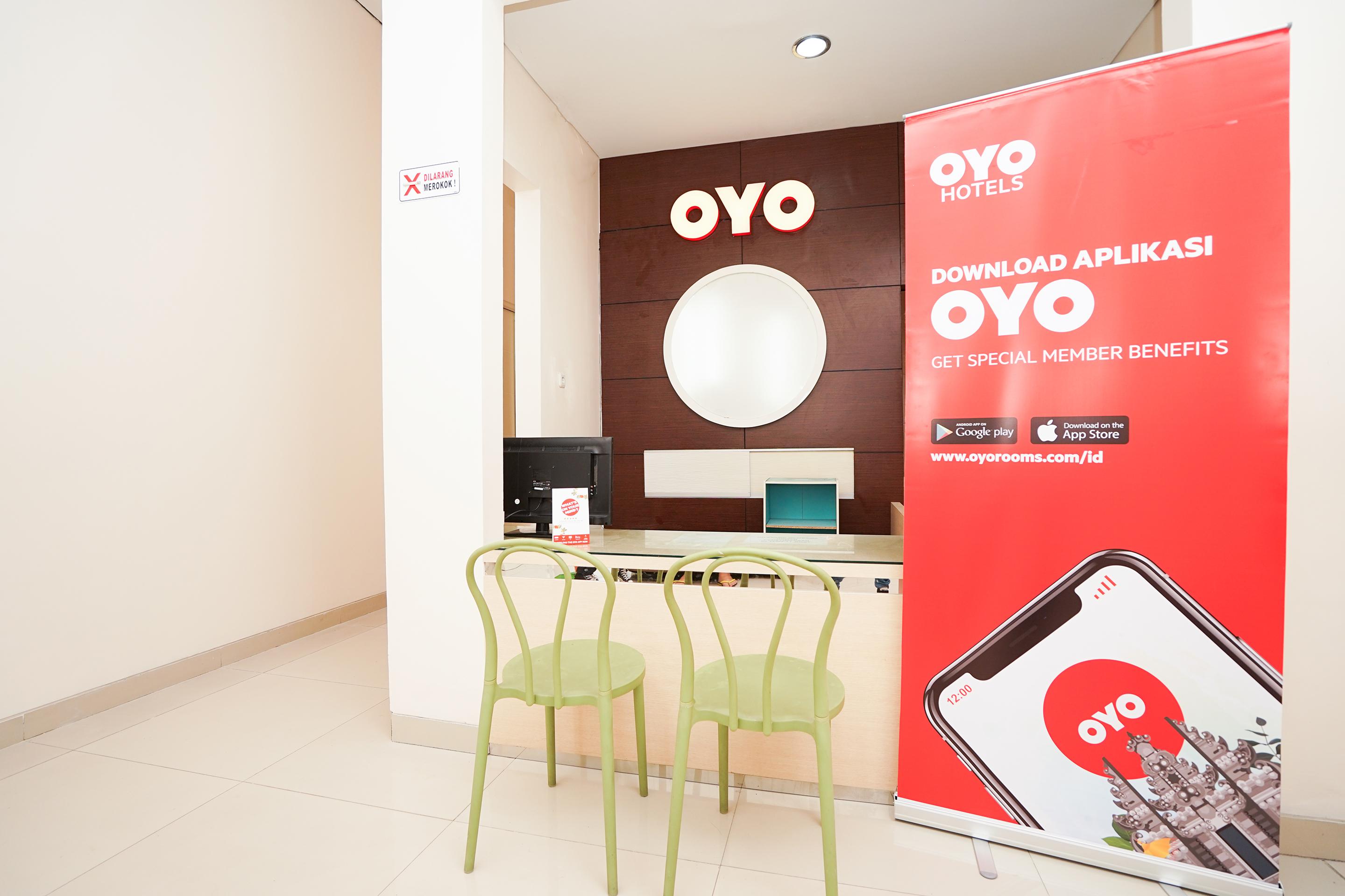 Oyo 782 Menjangan Residence At Citraland 1 Surabaya Luaran gambar