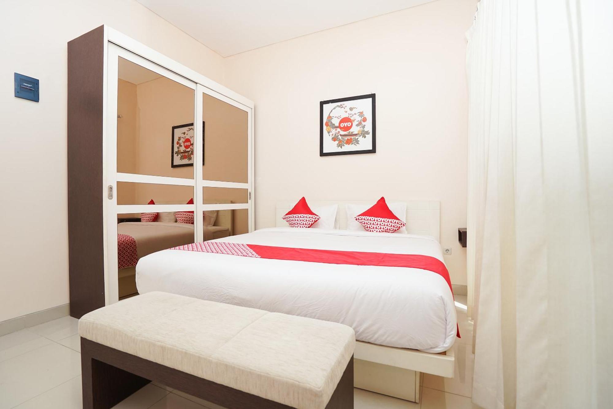 Oyo 782 Menjangan Residence At Citraland 1 Surabaya Luaran gambar