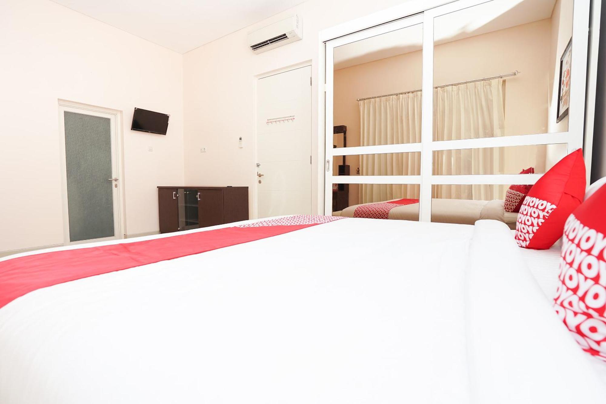 Oyo 782 Menjangan Residence At Citraland 1 Surabaya Luaran gambar
